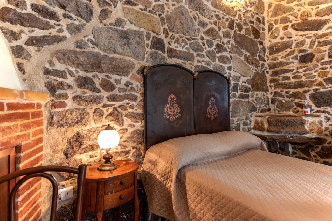 Domo Sa Barra Bed & Breakfast Sant'Antioco Exterior photo