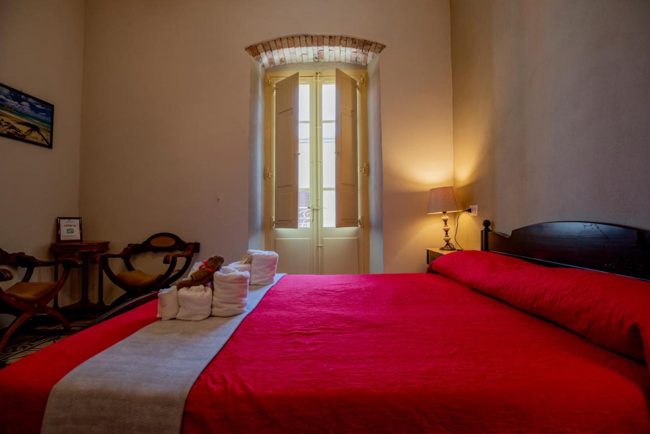 Domo Sa Barra Bed & Breakfast Sant'Antioco Exterior photo