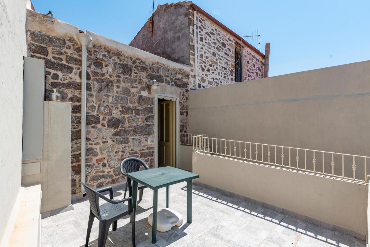 Domo Sa Barra Bed & Breakfast Sant'Antioco Exterior photo