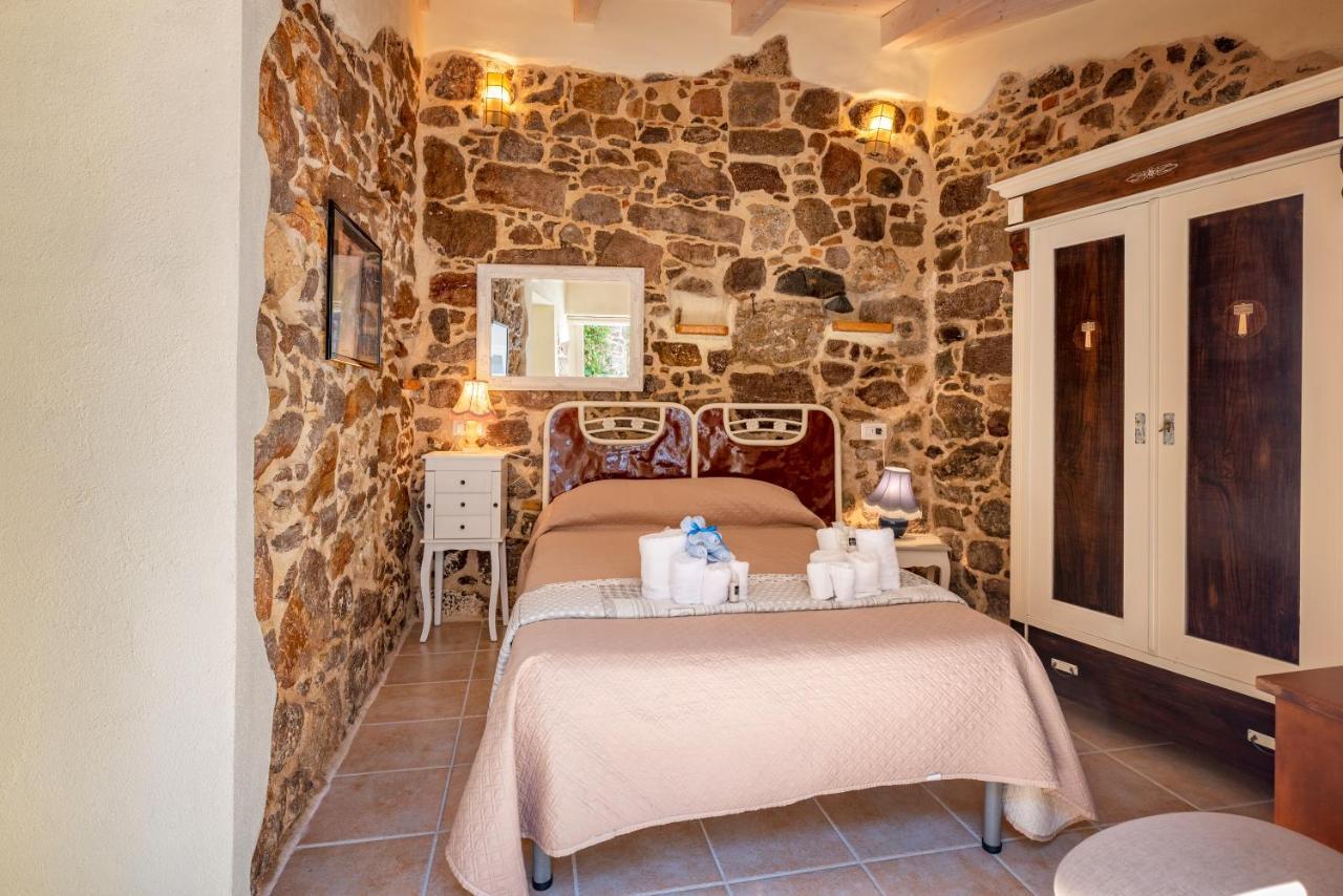Domo Sa Barra Bed & Breakfast Sant'Antioco Exterior photo